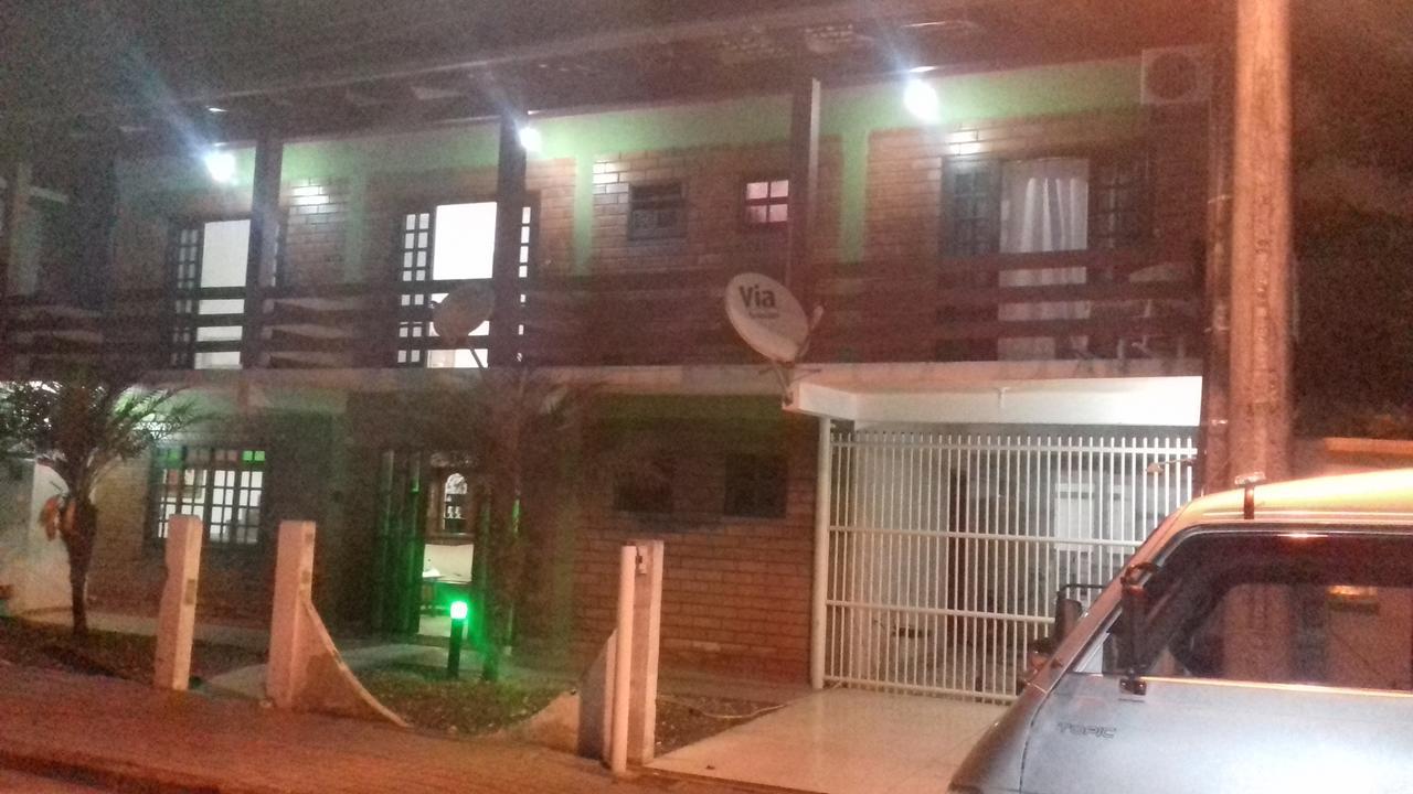 Cama & Cafe Alojamento de Acomodação e Pequeno-almoço Navegantes